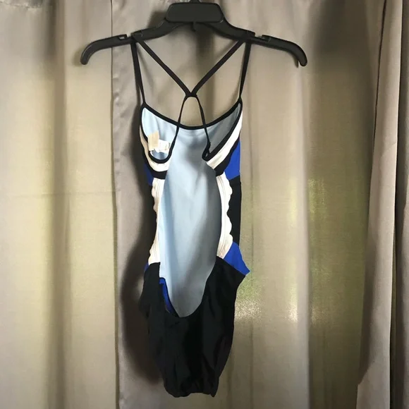 Nike One Piece Color Block Logo Swimsuit - Picture 5 of 9